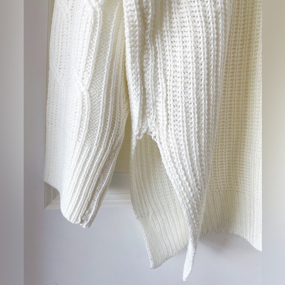 Love Change Italy Women’s Cream Crewneck Cable Knit Sweater 2X NWT - Picture 6 of 7